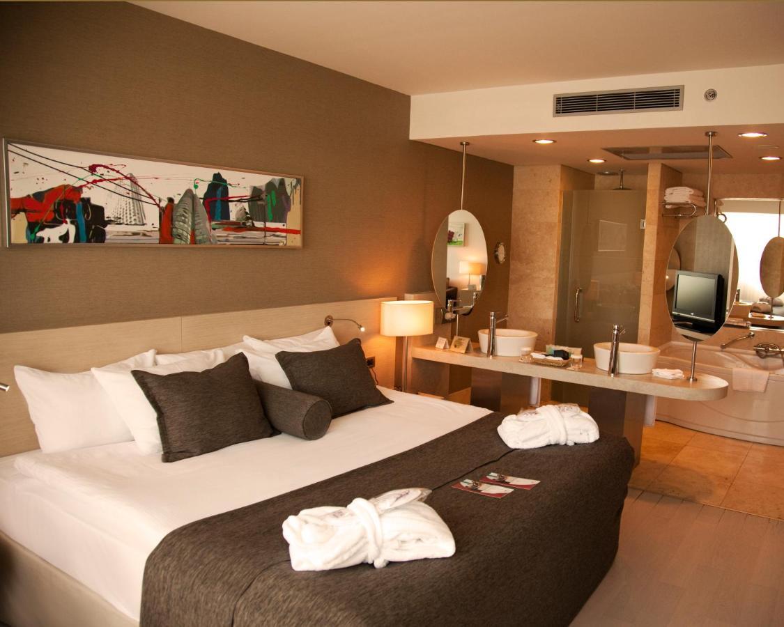 Cpankara Hotel Exterior foto A room at the hotel